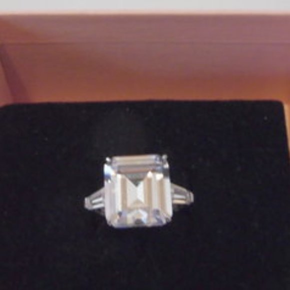 Radiance by Absolute Sterling Silver 8.50ct Emerald-Cut Engagement Size 9 - Picture 3 of 7